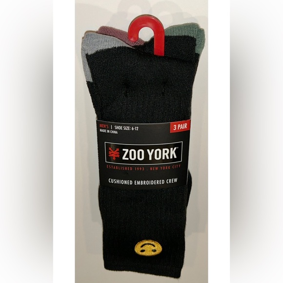Zoo York Crew Socks 3 Pair Men 6-12 Black w Embroidered Emoji Face Logo Skate NY - Picture 12 of 12